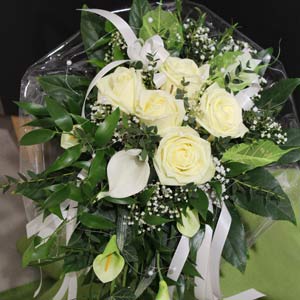 Das Blümchen - Blumen und Mehr: Blumen, Topfpflanzen, Geschenkartikel, Duftkerzen, Raumdüfte, dekorierte Blumenstöcke: Hochzeitsfloristik Brautstrauß weiß