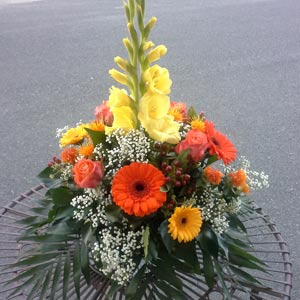 Das Blümchen - Blumen und Mehr: Blumen, Topfpflanzen, Geschenkartikel, Duftkerzen, Raumdüfte, dekorierte Blumenstöcke: Schnittblumen buntes Gesteck