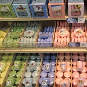 Das Blümchen - Blumen und Mehr: Blumen, Topfpflanzen, Geschenkartikel, Duftkerzen, Raumdüfte, dekorierte Blumenstöcke: Yankee Candle Duftkerzen Sortiment