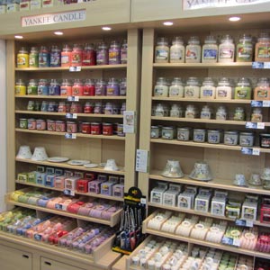 Das Blümchen - Blumen und Mehr: Blumen, Topfpflanzen, Geschenkartikel, Duftkerzen, Raumdüfte, dekorierte Blumenstöcke: Duftkerzen und Raumdüfte Geschäft