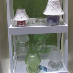 Das Blümchen - Blumen und Mehr: Blumen, Topfpflanzen, Geschenkartikel, Duftkerzen, Raumdüfte, dekorierte Blumenstöcke: dekorative Aufsätze für Duft-Kerzen